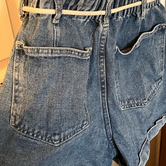 PacSun Mom Jean Short - Picture 7 of 7